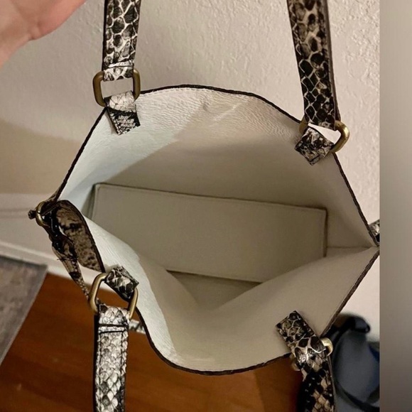 Free People Vegan snakeskin crossbody bag - Picture 7 of 7